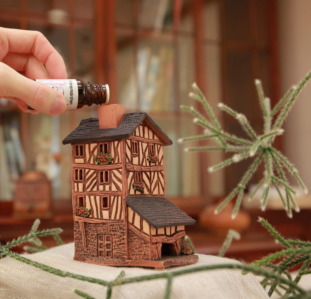 Handcrafted Miniature Home Decor – Collectible Tiny Ornament